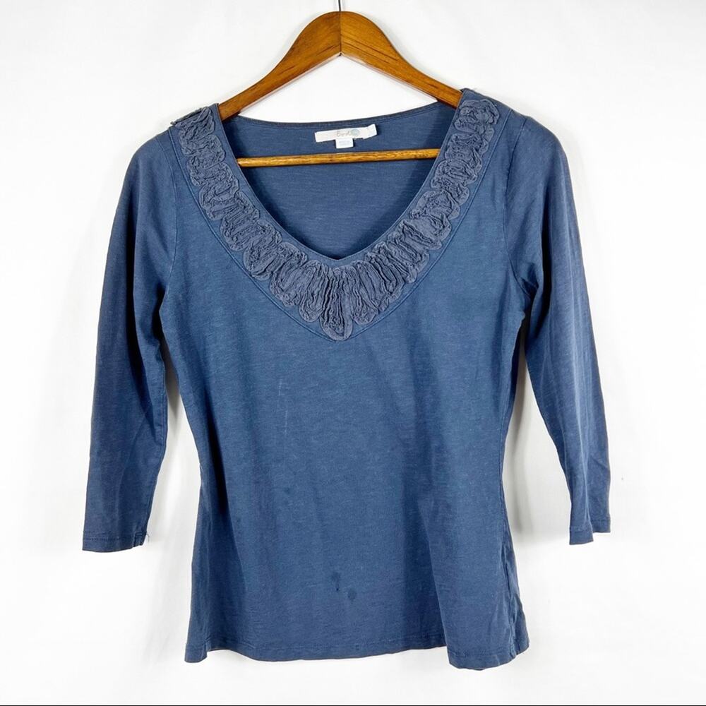 BODEN V Neck Navy Top in Size 4
